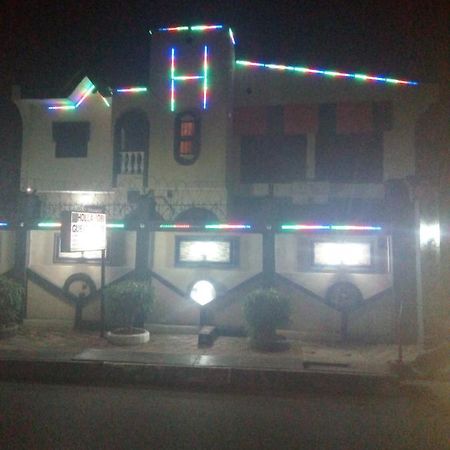 Holla-Jobi Guest House Lagos Exterior foto